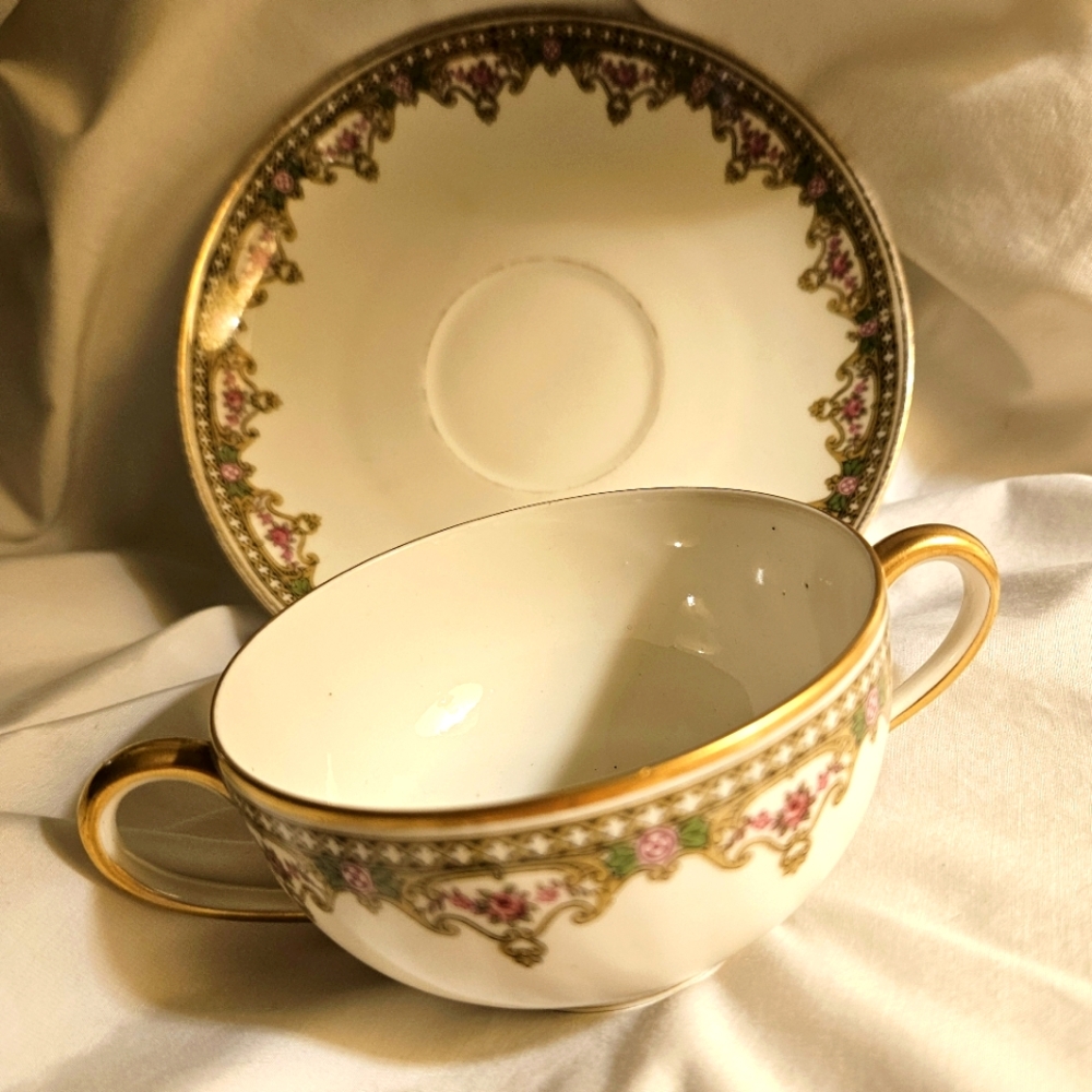 Vintage Limoges T&V cream soup & saucer